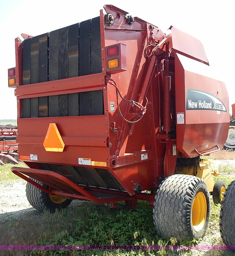 image for item I3624 2003 New Holland BR780 round baler