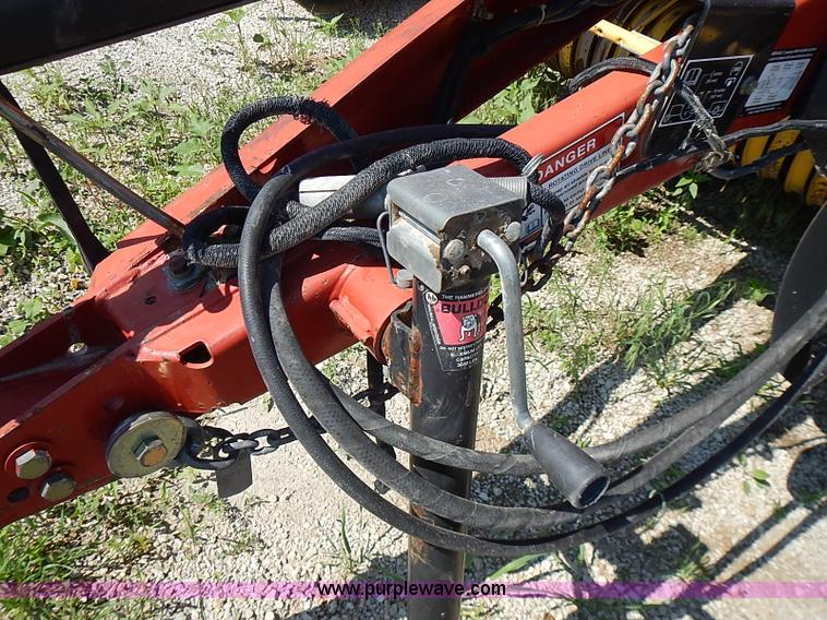 image for item I3624 2003 New Holland BR780 round baler