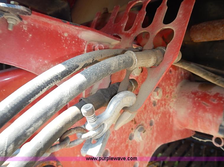 image for item I3624 2003 New Holland BR780 round baler