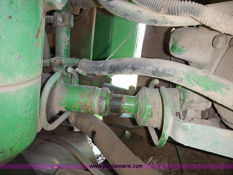 image for item I3627 1984 John Deere 8450 4WD tractor