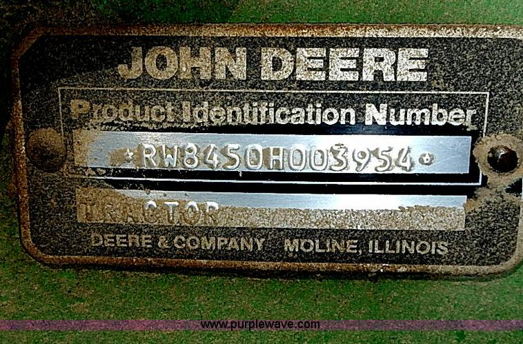 image for item I3627 1984 John Deere 8450 4WD tractor