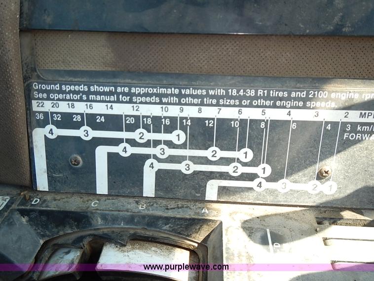 image for item I3627 1984 John Deere 8450 4WD tractor