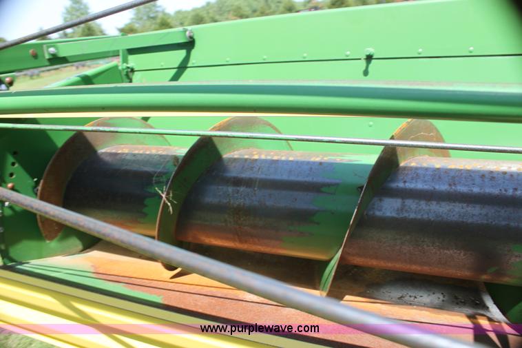 image for item I7374 1972 John Deere 6600 combine