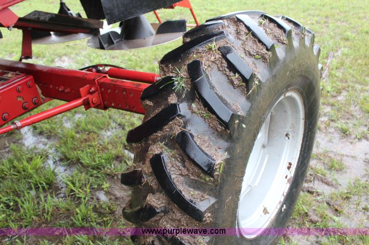 image for item J1248 1987 Case IH 1660 Axial-Flow combine