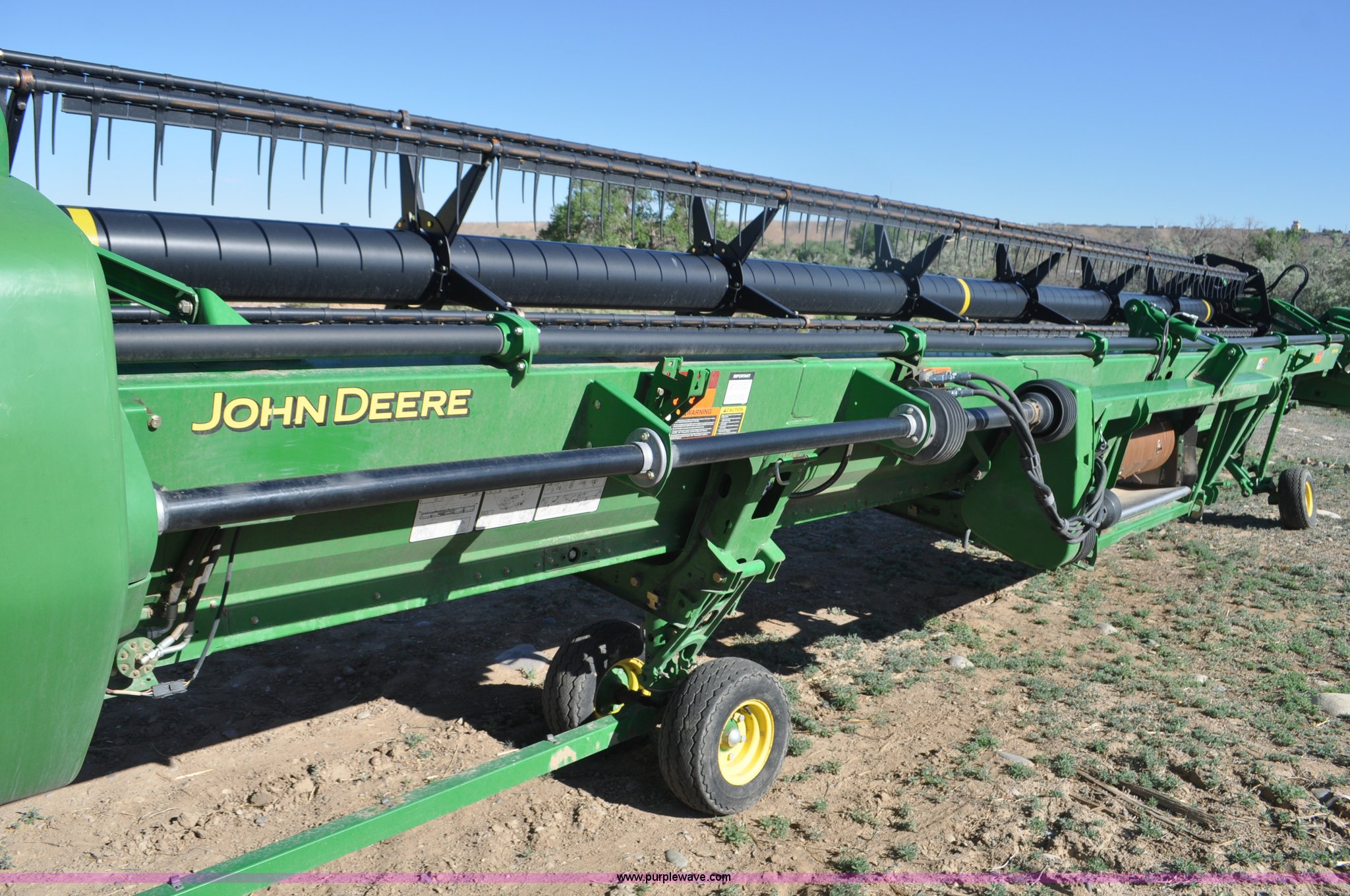 2010 John Deere 635D 35' draper head in Farmington, NM Item G6480