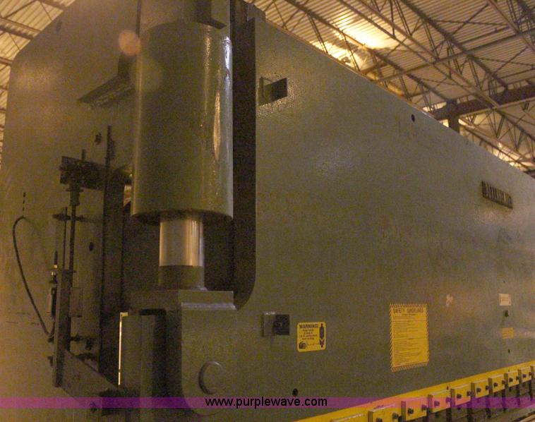 image for item AM9325 Betenbender Manufacturing metal brake