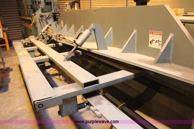 image for item AM9326 Betenbeder 16-10GA metal shear