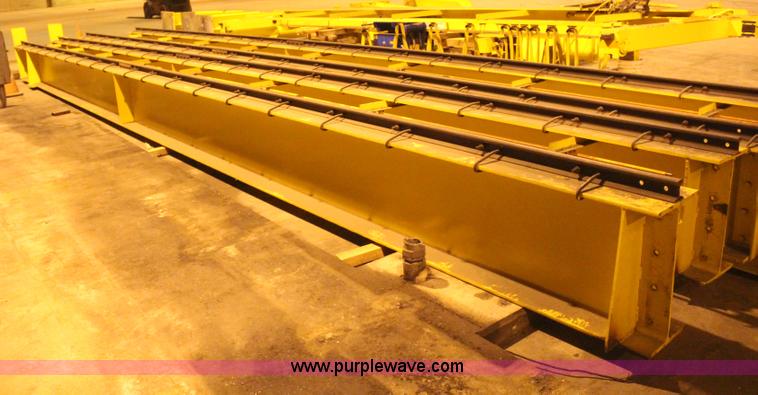 image for item AM9329 Macko Material three ton overhead crane