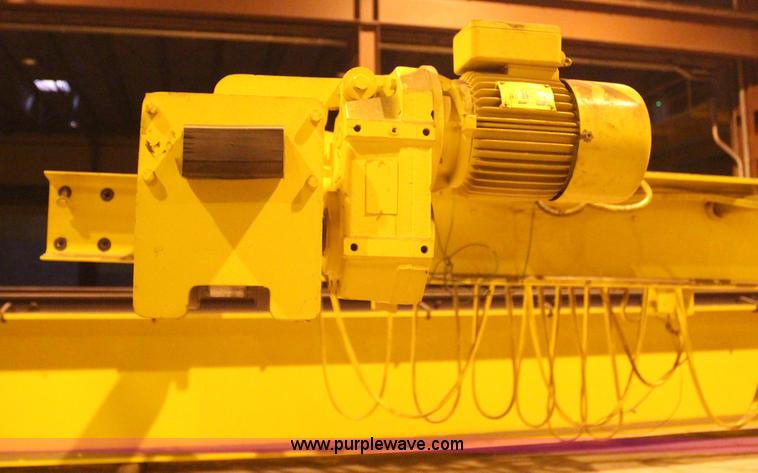 image for item AM9329 Macko Material three ton overhead crane