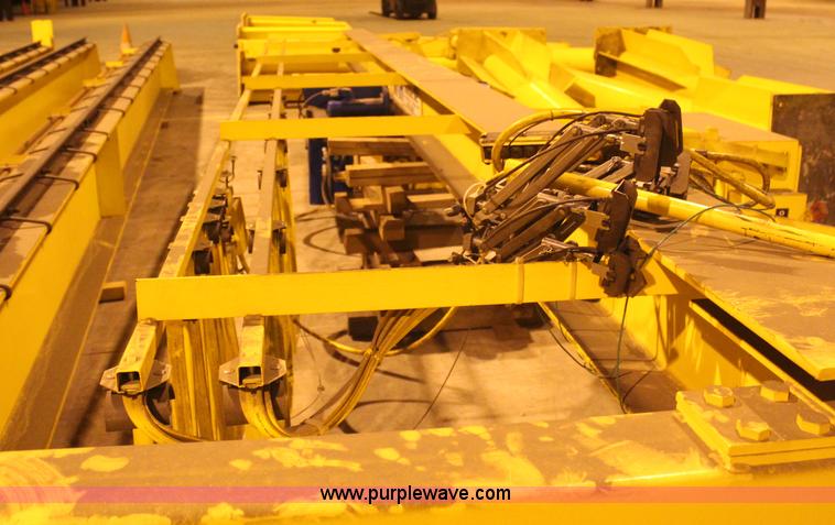 image for item AM9329 Macko Material three ton overhead crane