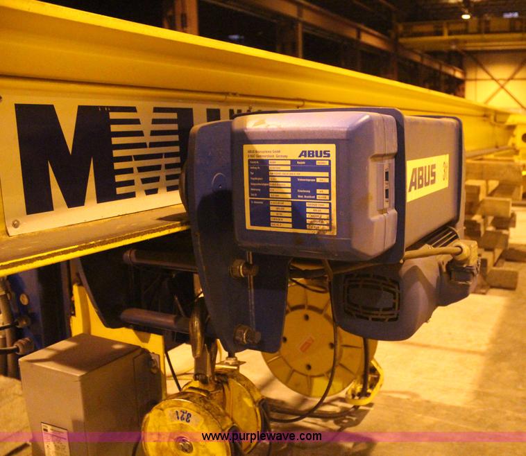 image for item AM9329 Macko Material three ton overhead crane