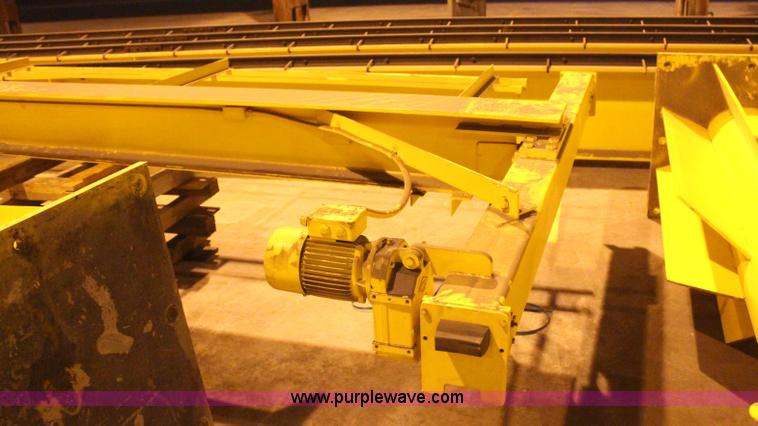 image for item AM9329 Macko Material three ton overhead crane
