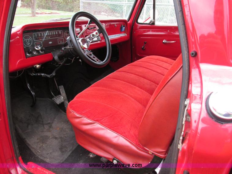 image for item AN9048 1964 Chevrolet C20 pickup truck