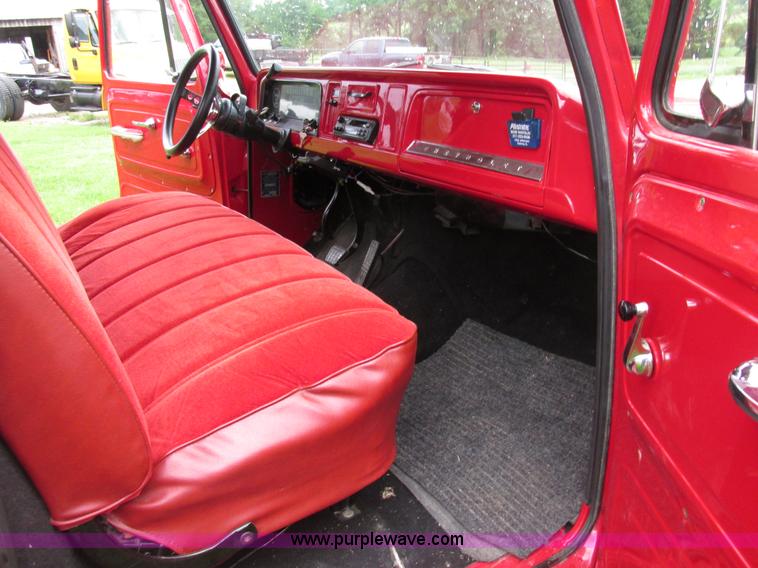 image for item AN9048 1964 Chevrolet C20 pickup truck