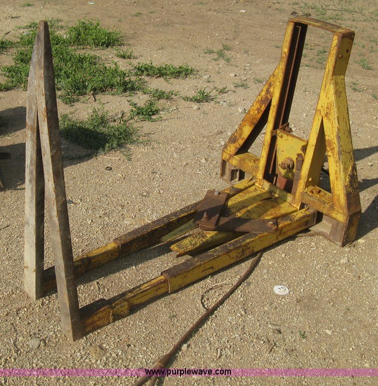 image for item AS9136 Industrial shop built material lift