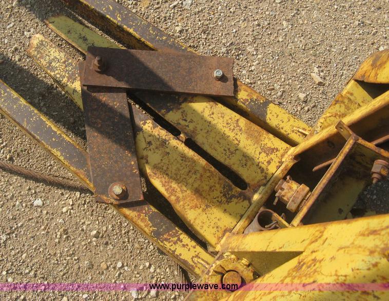 image for item AS9136 Industrial shop built material lift