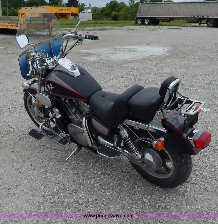 image for item AY9496 1991 Kawasaki VN1500-A motorcycle