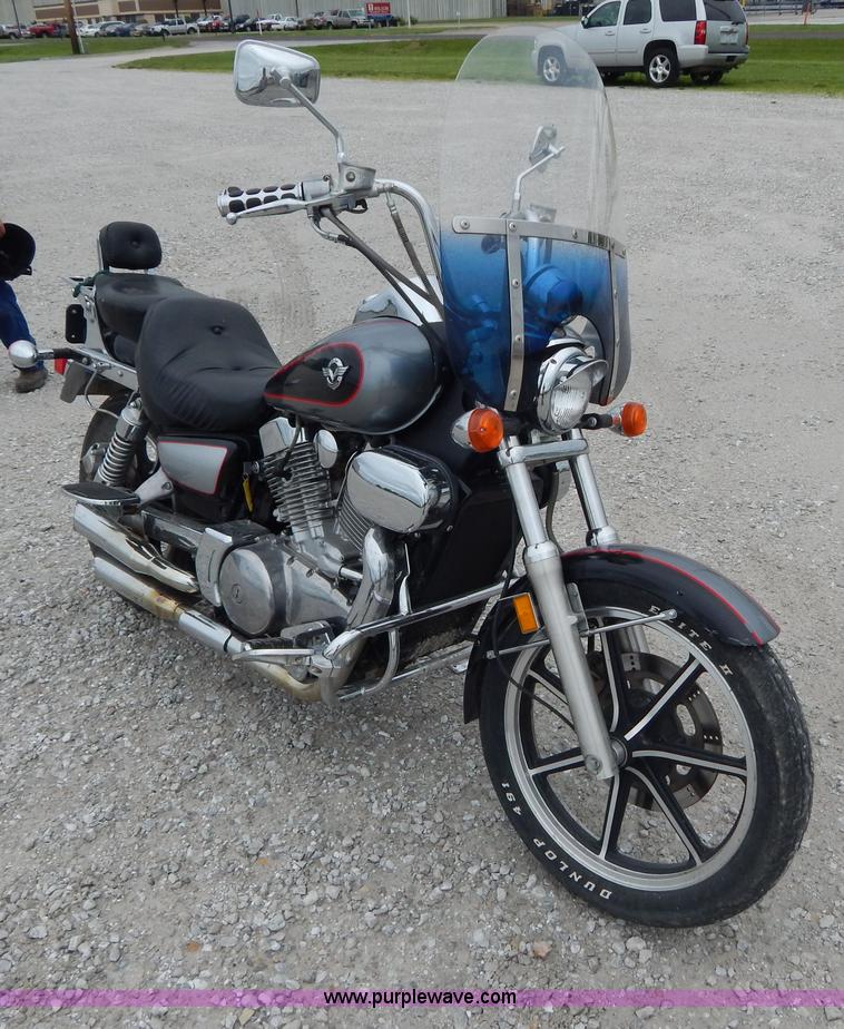 image for item AY9496 1991 Kawasaki VN1500-A motorcycle