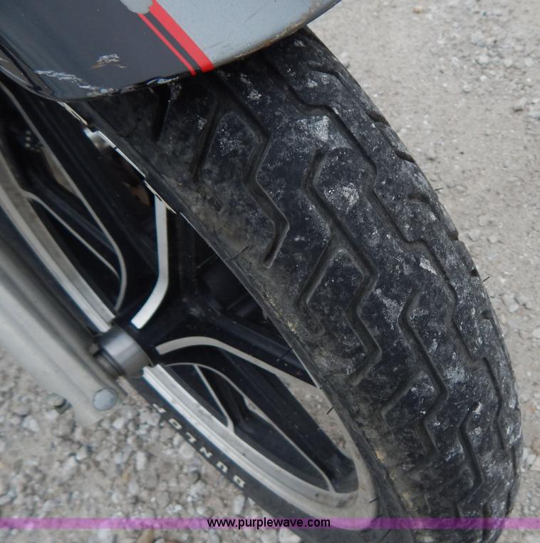 image for item AY9496 1991 Kawasaki VN1500-A motorcycle