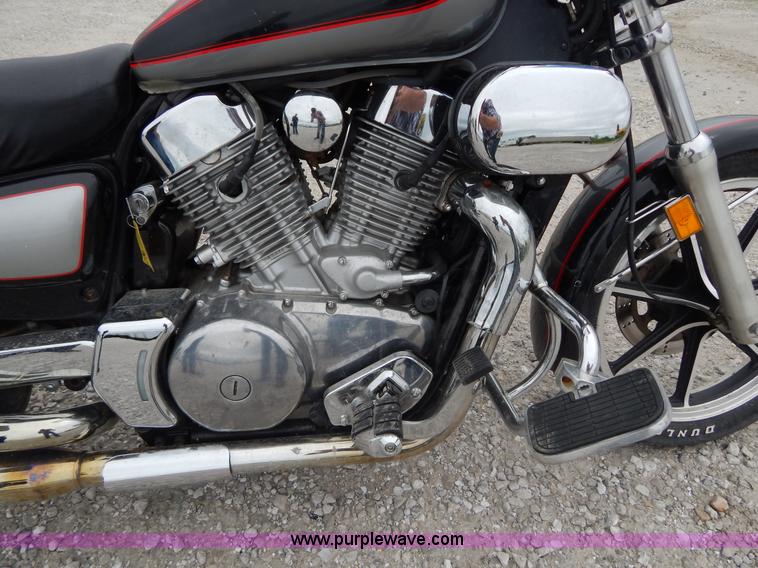 image for item AY9496 1991 Kawasaki VN1500-A motorcycle