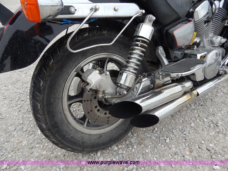 image for item AY9496 1991 Kawasaki VN1500-A motorcycle