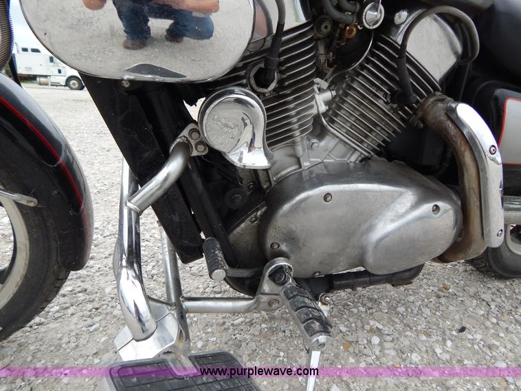 image for item AY9496 1991 Kawasaki VN1500-A motorcycle