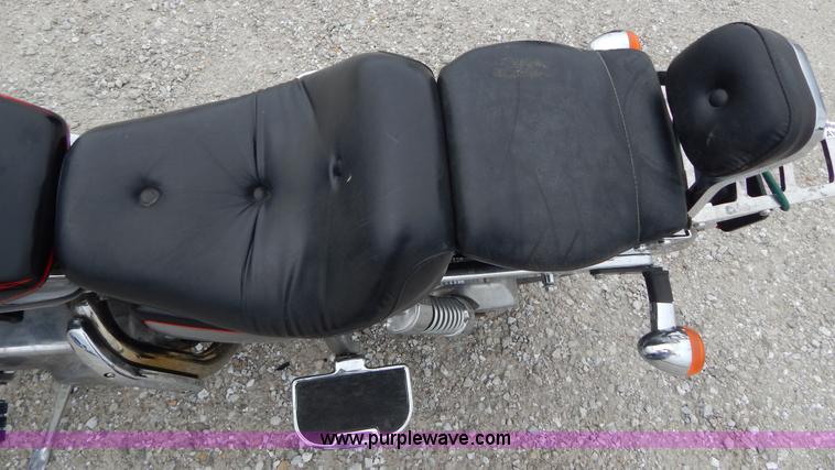 image for item AY9496 1991 Kawasaki VN1500-A motorcycle