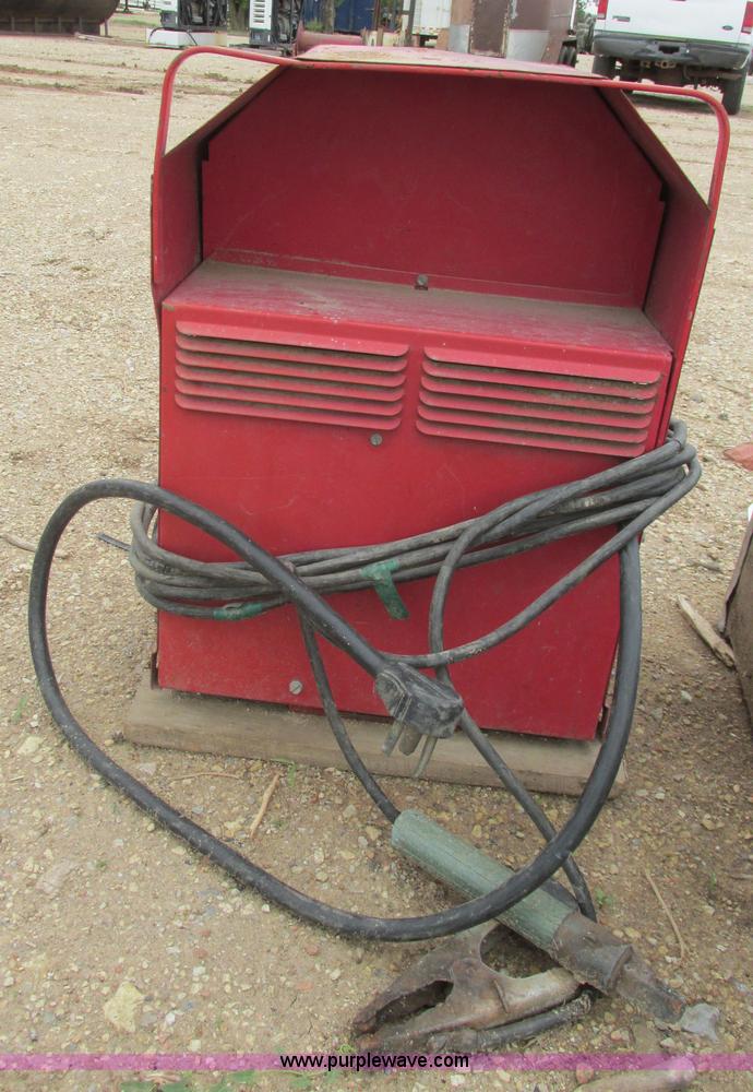 image for item AZ9670 Assorted items