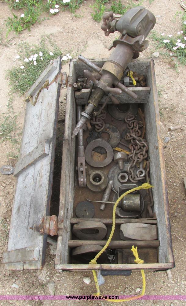 image for item AZ9670 Assorted items