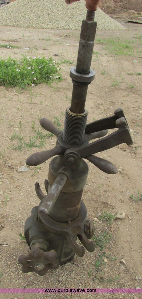 image for item AZ9670 Assorted items