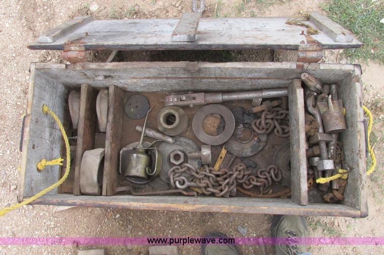 image for item AZ9670 Assorted items