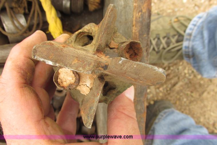 image for item AZ9670 Assorted items