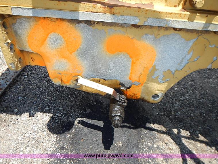 image for item AZ9904 (13) assorted Cummins diesel engines