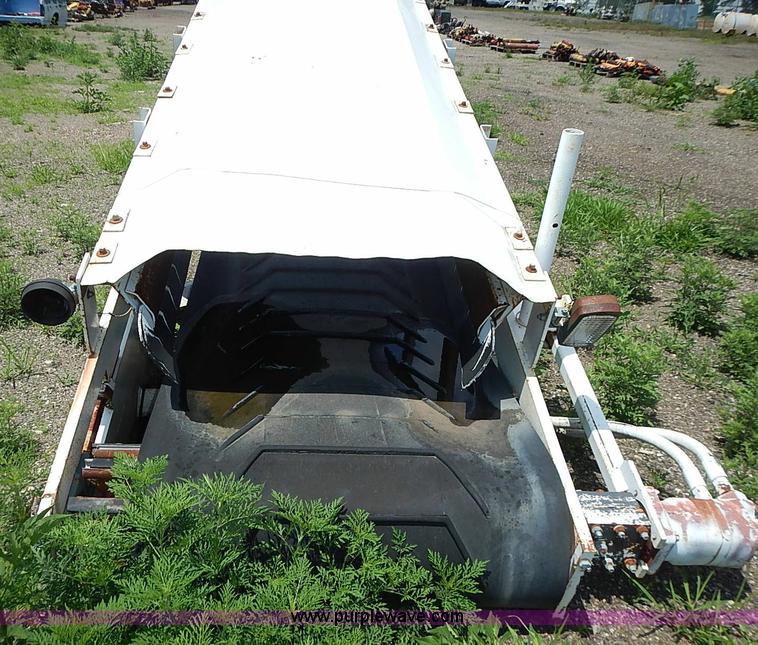 image for item AZ9921 (2) RoadTech RX50 asphalt reclaimer discharge conveyor