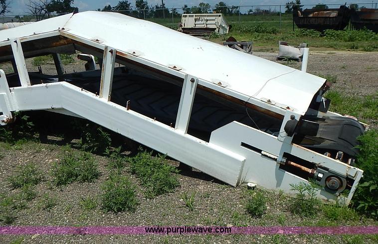 image for item AZ9921 (2) RoadTech RX50 asphalt reclaimer discharge conveyor