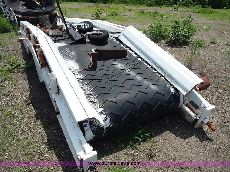 image for item AZ9921 (2) RoadTech RX50 asphalt reclaimer discharge conveyor