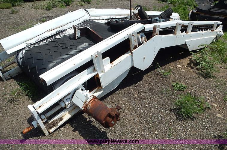 image for item AZ9921 (2) RoadTech RX50 asphalt reclaimer discharge conveyor