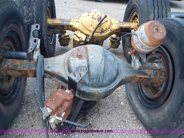 image for item AZ9928 Assorted rear end heavy truck axles