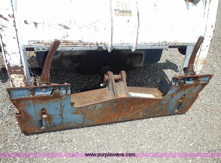 image for item AZ9931 1998 Bobcat 863 skid steer