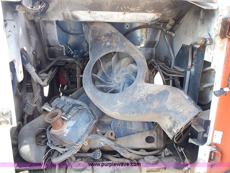 image for item AZ9931 1998 Bobcat 863 skid steer