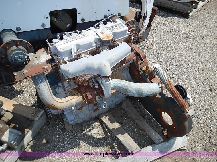 image for item AZ9931 1998 Bobcat 863 skid steer