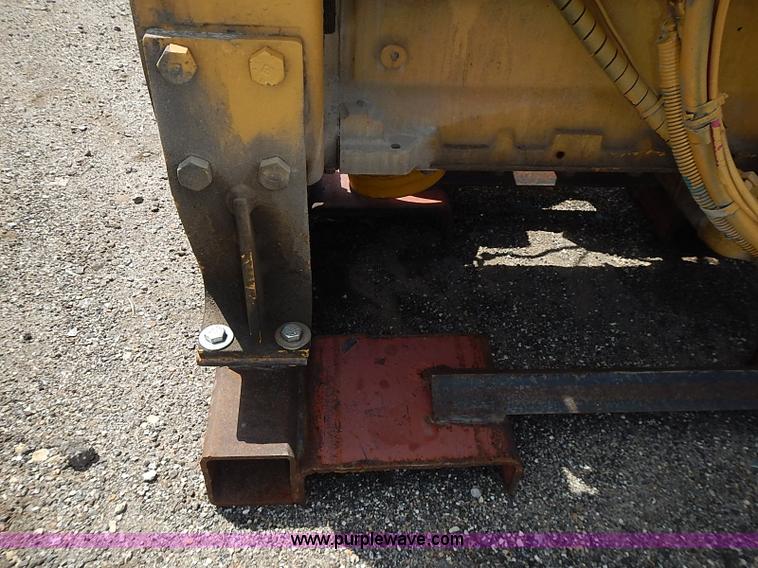 image for item AZ9933 Caterpillar 3306 diesel engine and accessories