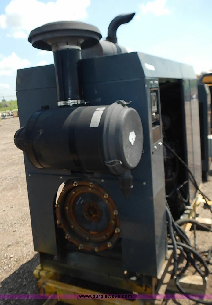 image for item AZ9935 Deutz diesel powered engine