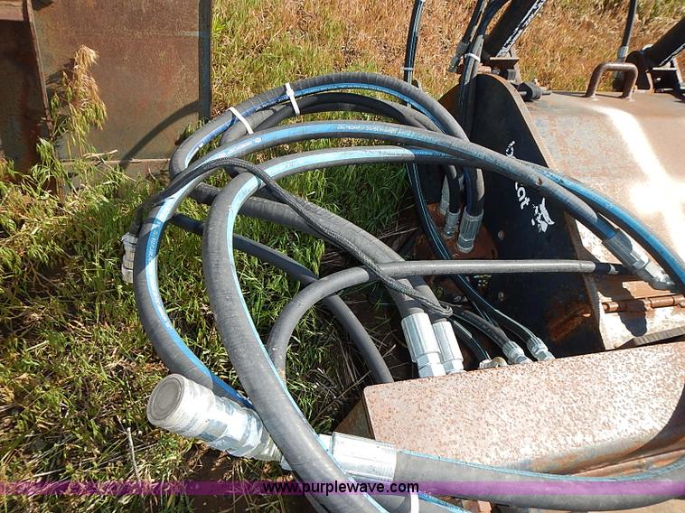 image for item AZ9939 Bobcat Fast Cut 24" hydraulic planer