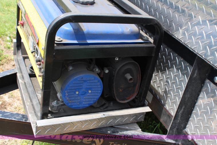 image for item D1012 2006 Maxey double axle smoker trailer