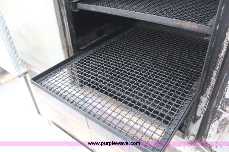 image for item D1012 2006 Maxey double axle smoker trailer