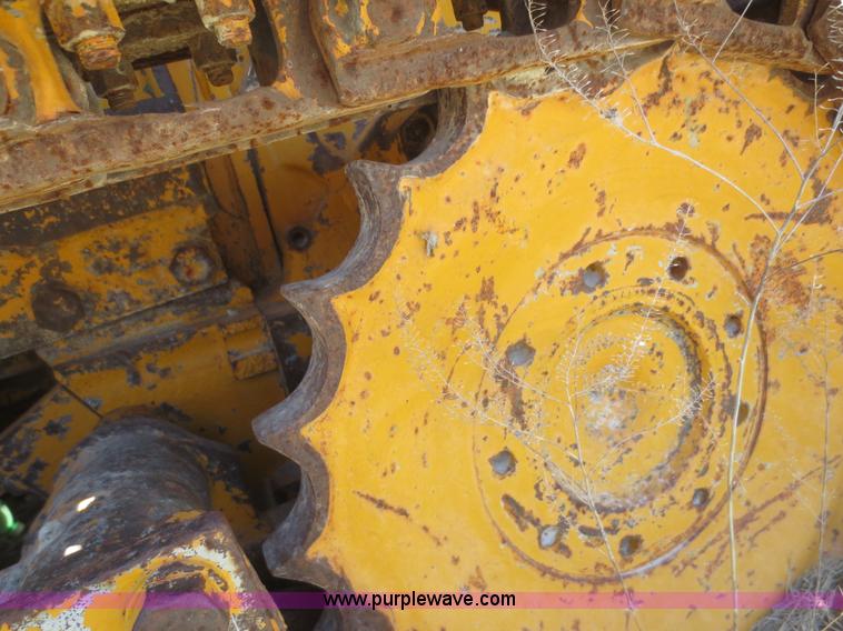 image for item F6898 2000 John Deere 350C dozer