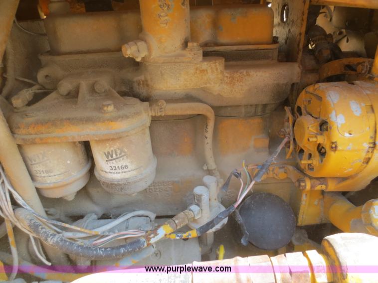 image for item F6898 2000 John Deere 350C dozer