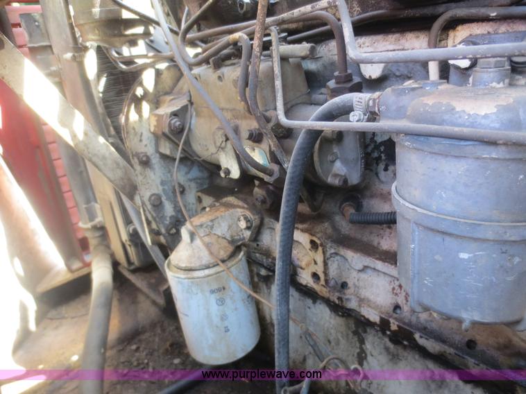 image for item F6899 1980 Bobcat 825 skid steer