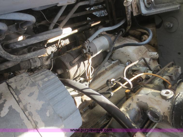 image for item F6899 1980 Bobcat 825 skid steer